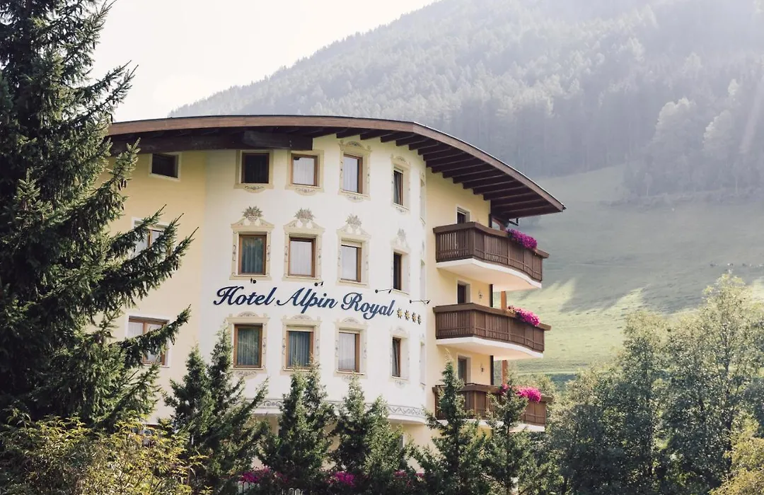 Wellness Refugium & Resort Hotel Alpin Royal - Small Luxury Hotels Of The World-1