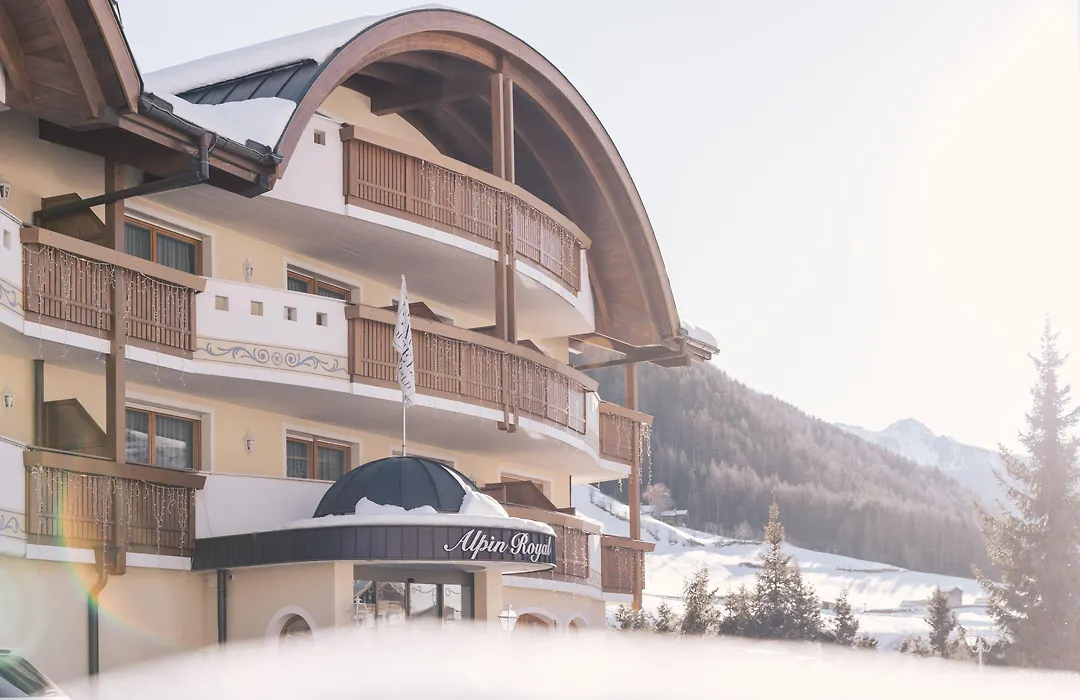 Wellness Refugium & Resort Hotel Alpin Royal - Small Luxury Hotels Of The World-1