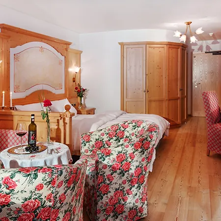 Wellness Refugium & Resort Hotel Alpin Royal - Small Luxury Hotels Of The World-2